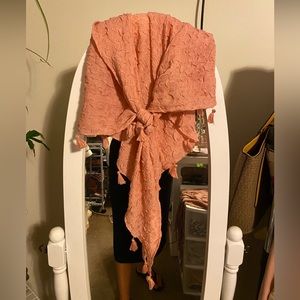 Tassle tie scarf